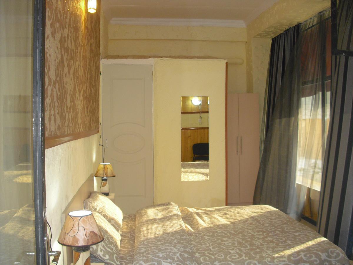Guesthouse Star Georgia Tbilisi Eksteriør billede